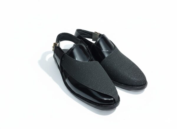 Premium Black Peshawari Chappal – A Fusion of Tradition and Modern Elegance