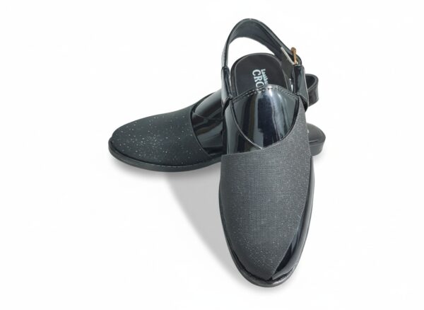 Premium Black Peshawari Chappal – A Fusion of Tradition and Modern Elegance - Image 3